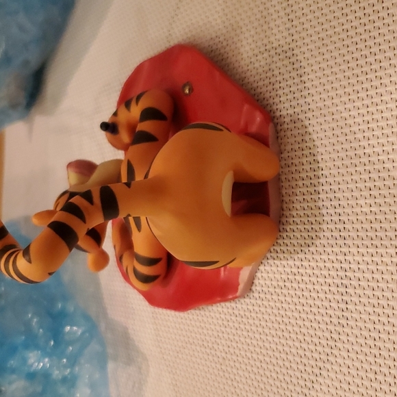 Pooh & Friends by Disney - Picture 3 of 6